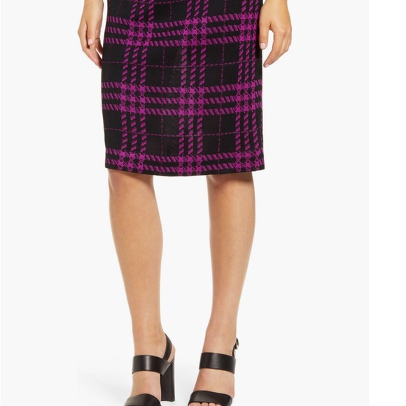 Ming Wang Dresses & Skirts - HP 🎉🎉🎉Ming Wang Plaid Knit Skirt